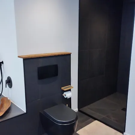 L-elf Apartment *